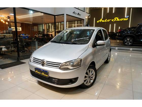 VOLKSWAGEN FOX 1.6 MI 8V FLEX 4P MANUAL VOLKSWAGEN FOX 1.6 MI 8V FLEX 4P MANUAL